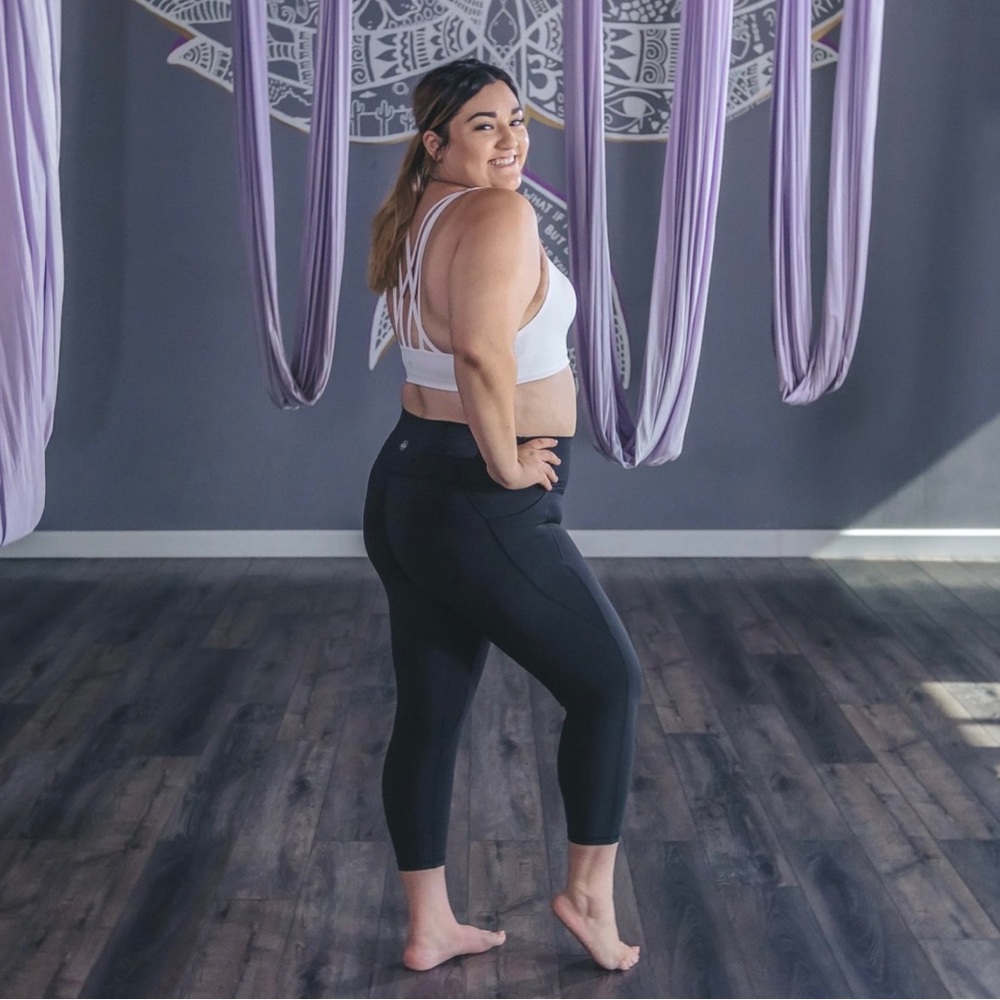 Senita Athletics Skin Shakti Capris - MEDIUM